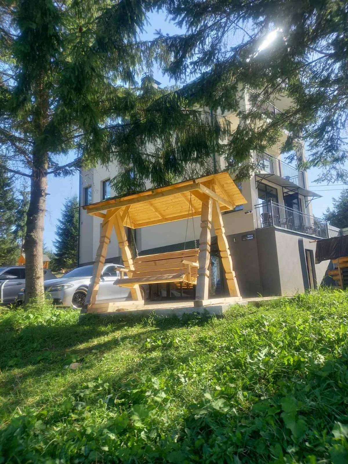 Отель Monblan Yablunytsya Extérieur photo